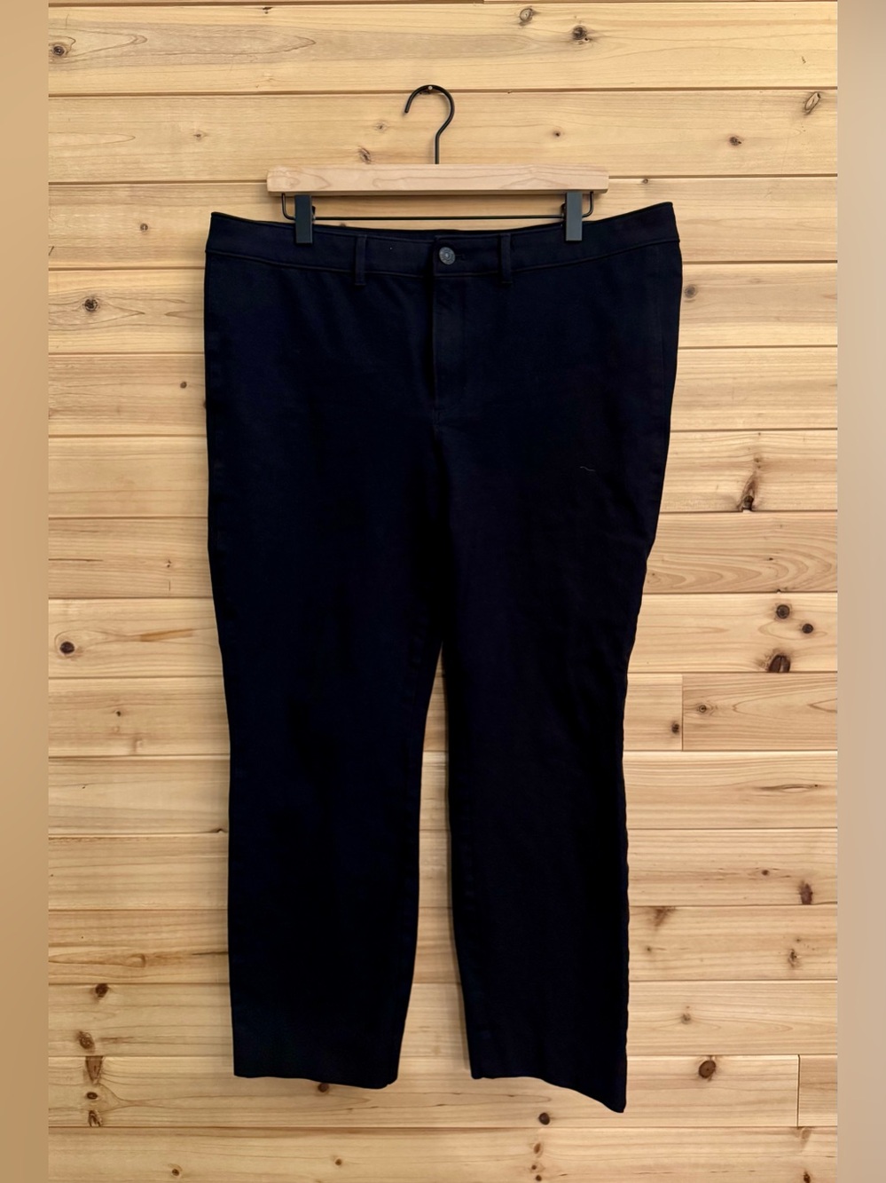 AYR 33/16 Black Straight Leg Denim Jeans Mid Rise Crop Basics Cotton Blend